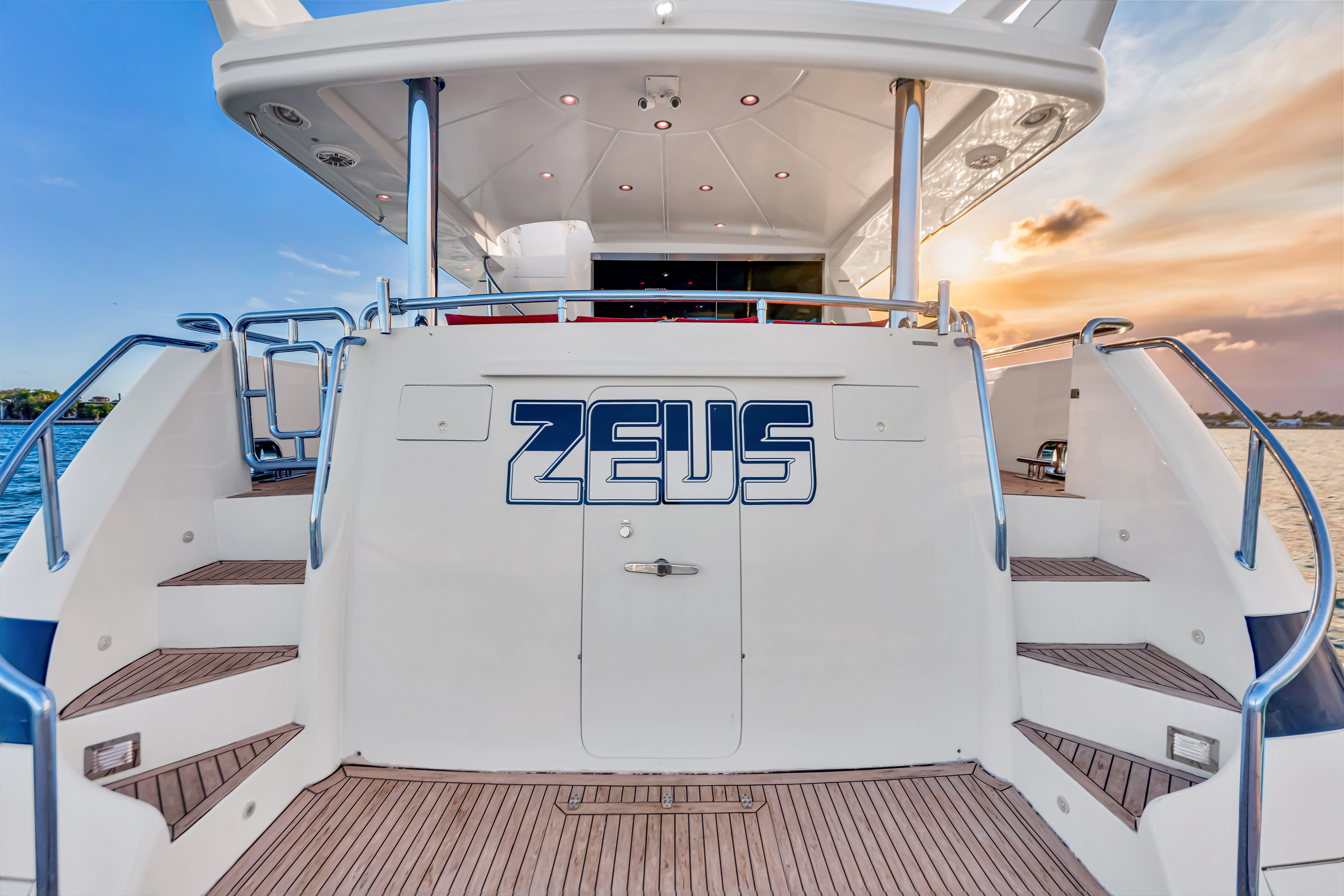 90' HORIZON 'ZUES'